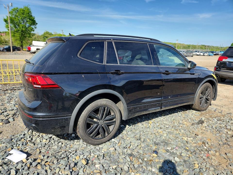 Продажа на аукционе авто 2022 Volkswagen Tiguan, vin: 3VV8B7AX1NM067584, номер лота: 51076476