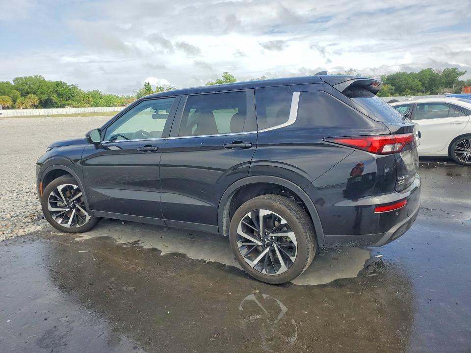 Продаж на аукціоні авто 2022 Mitsubishi Outlander, vin: JA4J3TA87NZ072845, номер лоту: 49146256