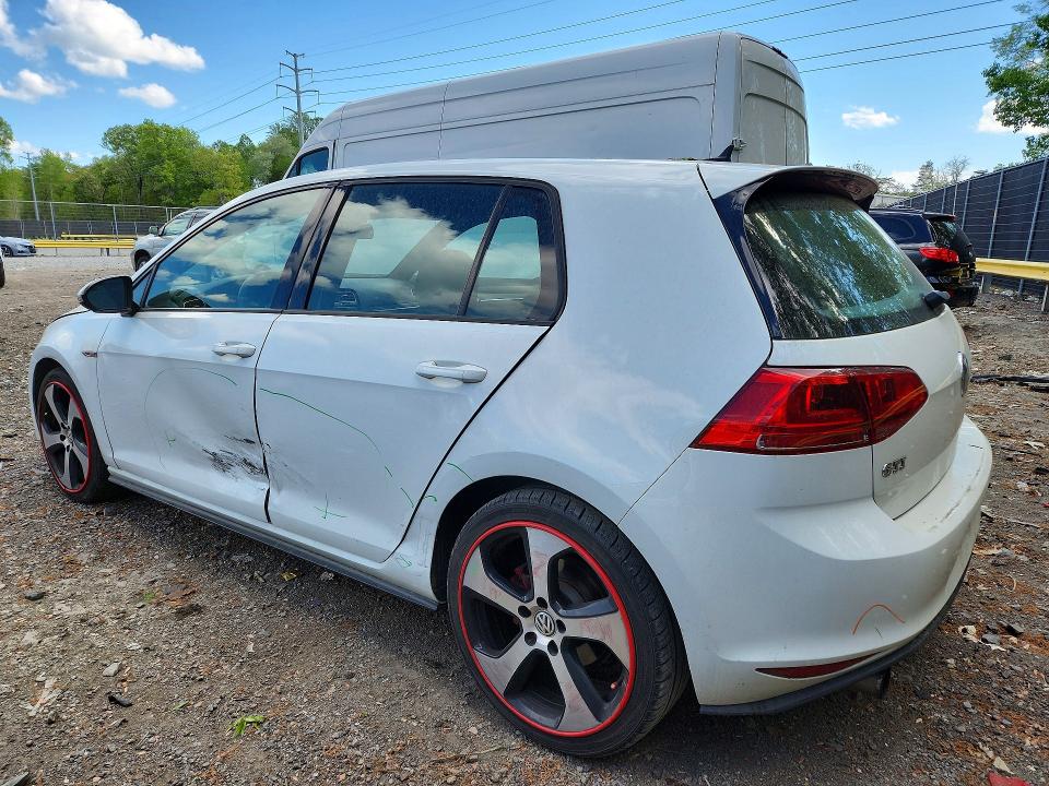 Продажа на аукционе авто 2017 Volkswagen Gti, vin: 3VW5T7AUXHM069419, номер лота: 50230366