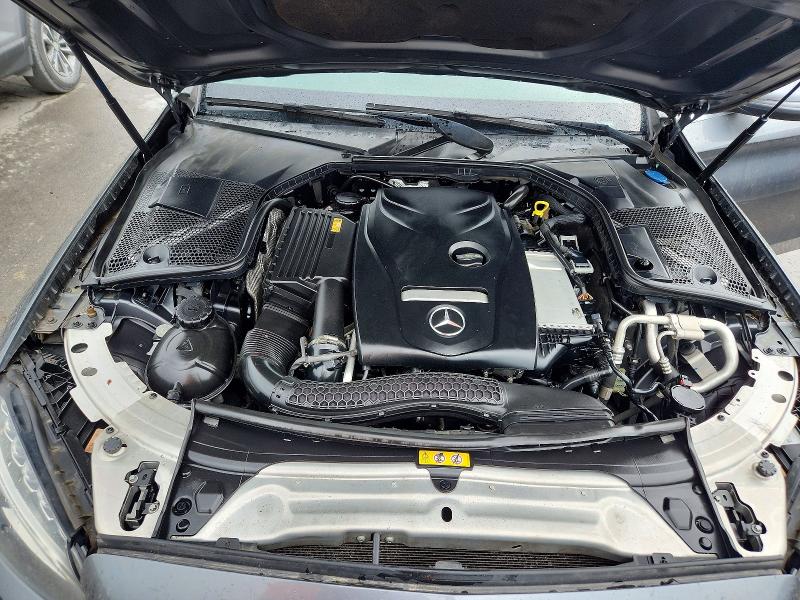 50024086 :رقم المزاد ، 55SWF4JB7HU193095 vin ، 2017 Mercedes-benz C مزاد بيع
