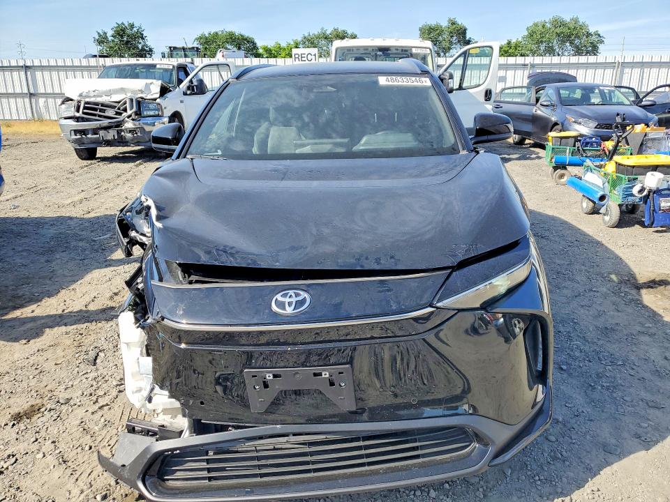 Продажа на аукционе авто 2023 Toyota Bz4x, vin: JTMAAAAA0PA026844, номер лота: 48633546