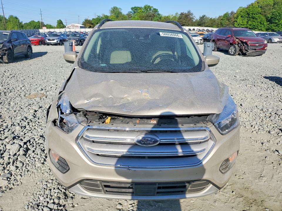 2018 Ford Escape მანქანა იყიდება აუქციონზე, vin: 1FMCU0GD8JUB76715, აუქციონის ნომერი: 50058066