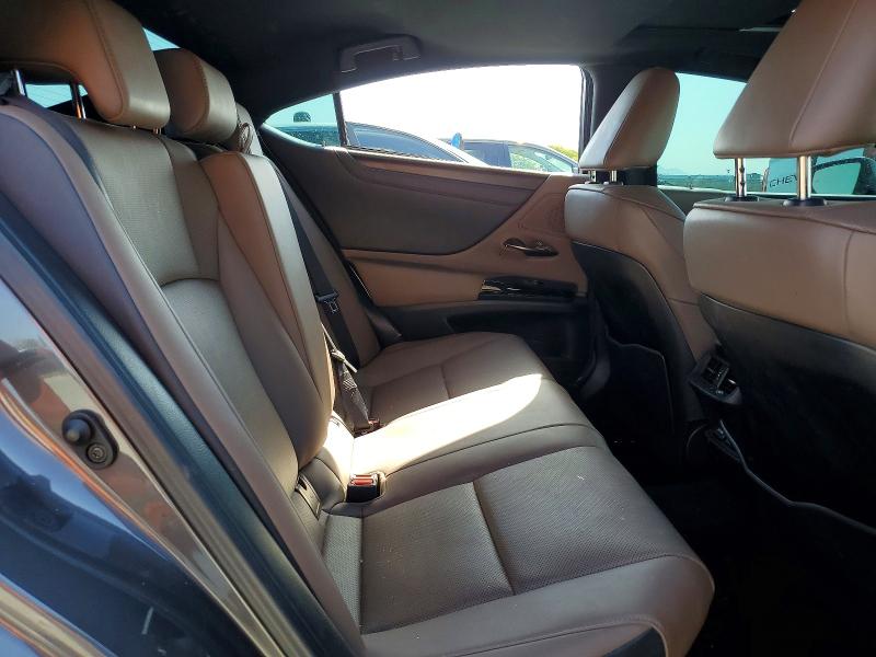 50309216 :رقم المزاد ، 58ADA1C1XPU030526 vin ، 2023 Lexus Es 300h مزاد بيع
