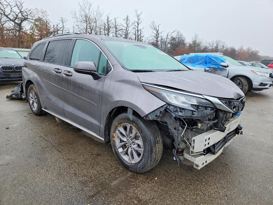 Aukcja sprzedaży 2024 Toyota Sienna, vin: 5TDKSKFC7RS142615, numer aukcji: 48477066