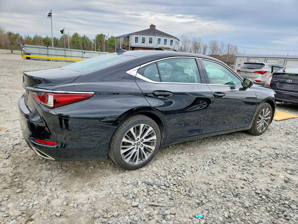49166286 :رقم المزاد ، 58ABZ1B19KU007667 vin ، 2019 Lexus Es 350 مزاد بيع