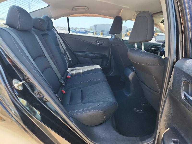 Продажа на аукционе авто 2015 Honda Accord, vin: 1HGCR2F57FA127172, номер лота: 49998096