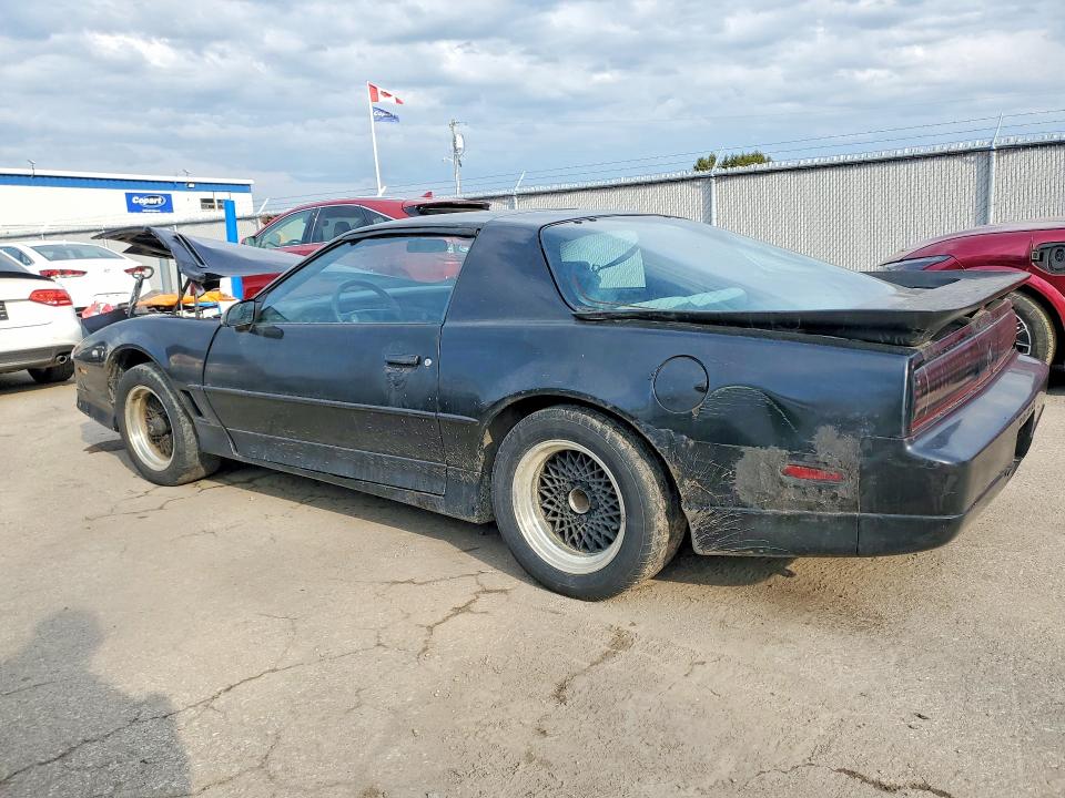 1988 Pontiac Firebird მანქანა იყიდება აუქციონზე, vin: 1G2FW21F1JL251833, აუქციონის ნომერი: 48745636