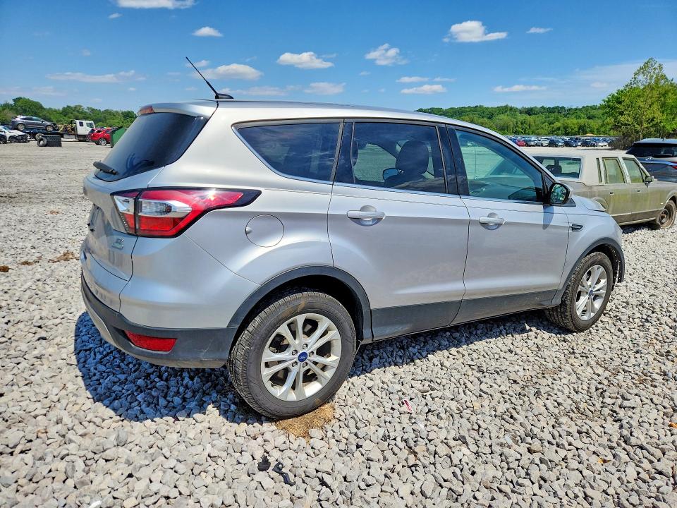 Продажа на аукционе авто 2017 Ford Escape, vin: 1FMCU0GD4HUC61271, номер лота: 52019886