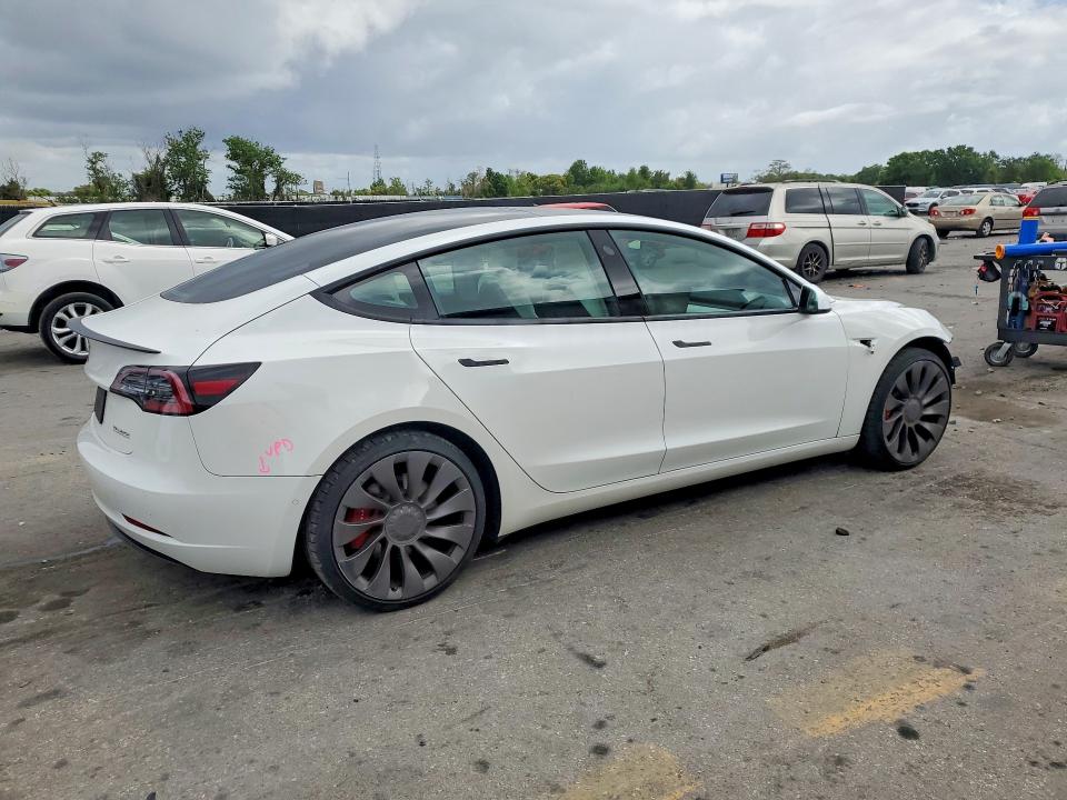 Продажа на аукционе авто 2022 Tesla Model 3, vin: 5YJ3E1ECXNF108996, номер лота: 47950956