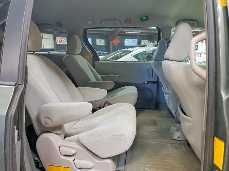 2014 Toyota Sienna მანქანა იყიდება აუქციონზე, vin: 5TDJK3DC0ES090467, აუქციონის ნომერი: 51058766