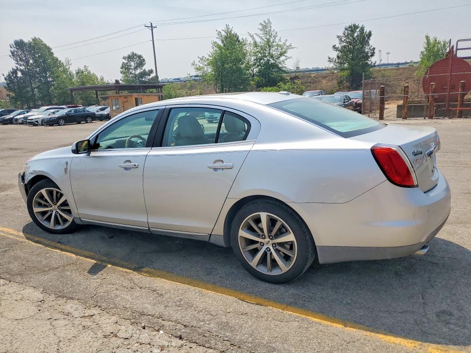 50480566 :رقم المزاد ، 1LNHL9ER5AG610647 vin ، 2010 Lincoln Mks مزاد بيع