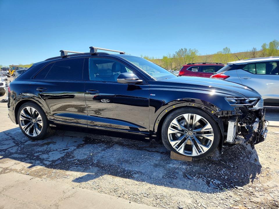 2025 Audi Q8 მანქანა იყიდება აუქციონზე, vin: WA1EVBF11SD037535, აუქციონის ნომერი: 50978036