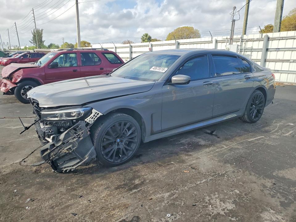 48675516 :رقم المزاد ، WBA7T2C04NCH01241 vin ، 2022 Bmw 740 مزاد بيع