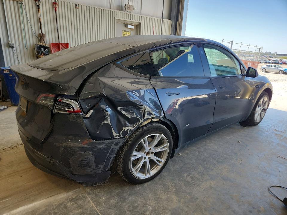 50462656 :رقم المزاد ، 7SAYGDED4RF026426 vin ، 2024 Tesla Model Y مزاد بيع
