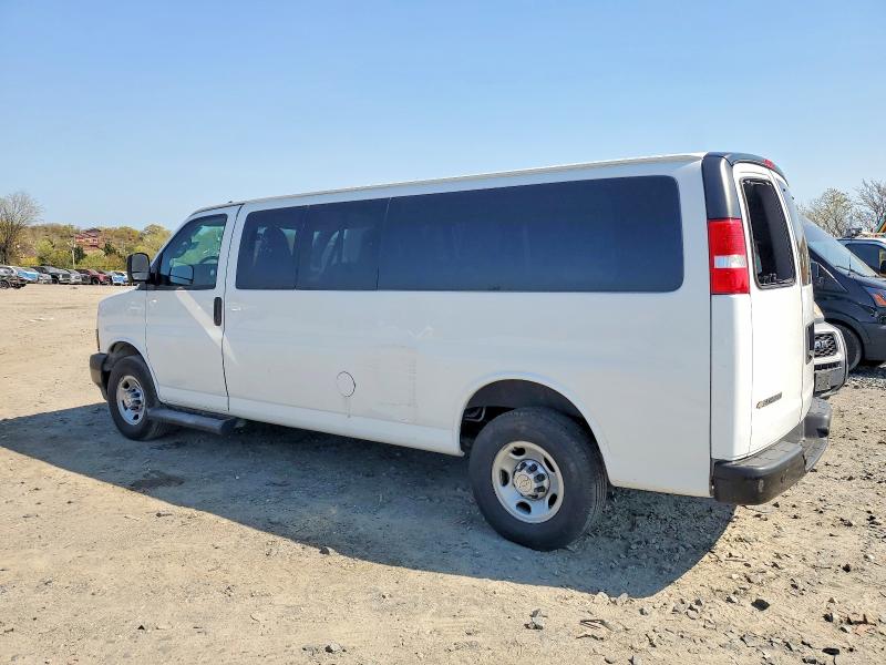 49437616 :رقم المزاد ، 1GAZGNFP8P1163898 vin ، 2023 Chevrolet Express G3500 مزاد بيع