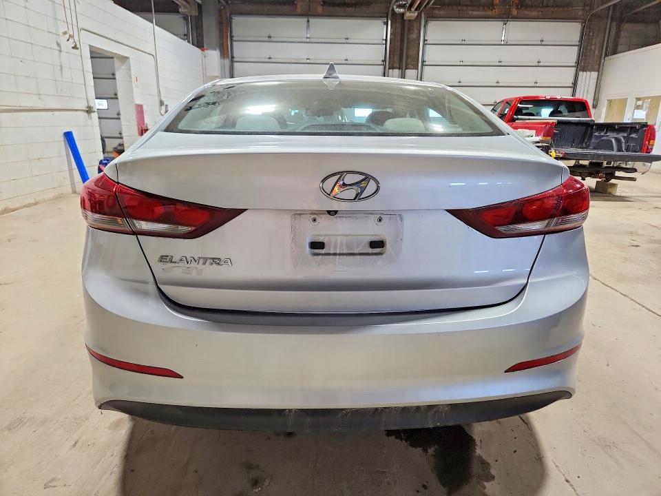 2017 Hyundai Elantra მანქანა იყიდება აუქციონზე, vin: KMHD84LFXHU427056, აუქციონის ნომერი: 49532796