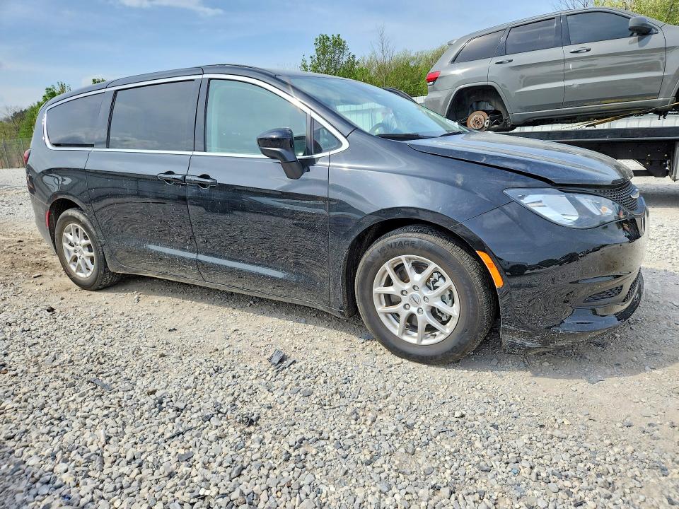 2024 Chrysler Voyager მანქანა იყიდება აუქციონზე, vin: 2C4RC1CG3RR101369, აუქციონის ნომერი: 48452336