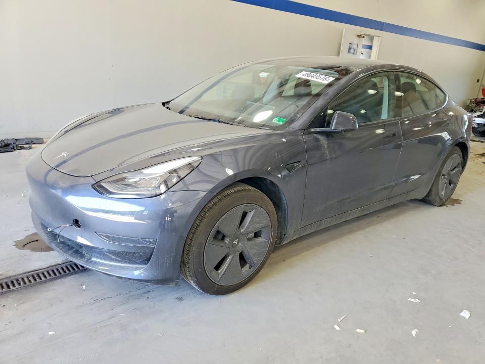 Продаж на аукціоні авто 2023 Tesla Model 3, vin: 5YJ3E1EA8PF690498, номер лоту: 48843516