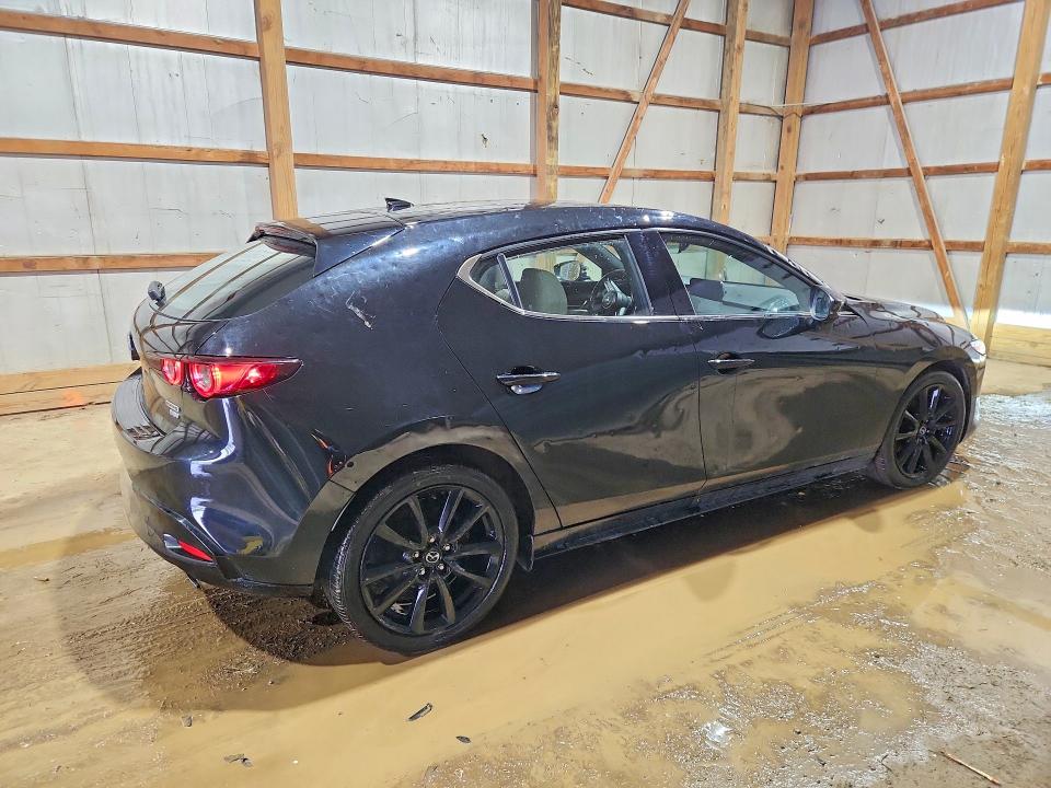 Продажа на аукционе авто 2021 Mazda 3, vin: JM1BPBJY5M1402651, номер лота: 51376636