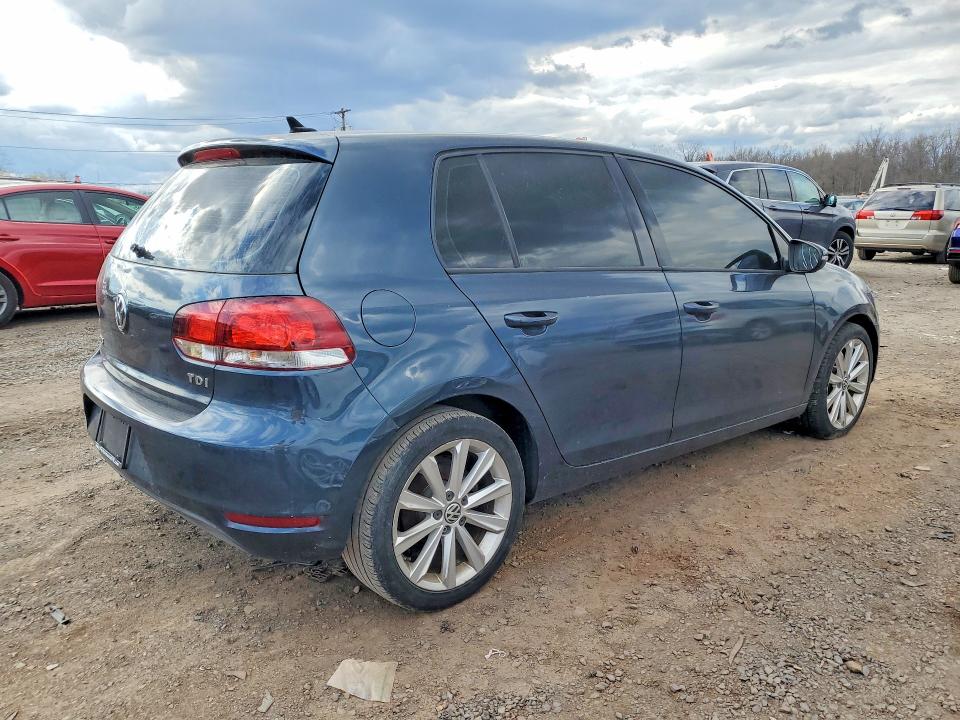 Продажа на аукционе авто 2012 Volkswagen Golf, vin: WVWNM7AJ2CW037384, номер лота: 48263446