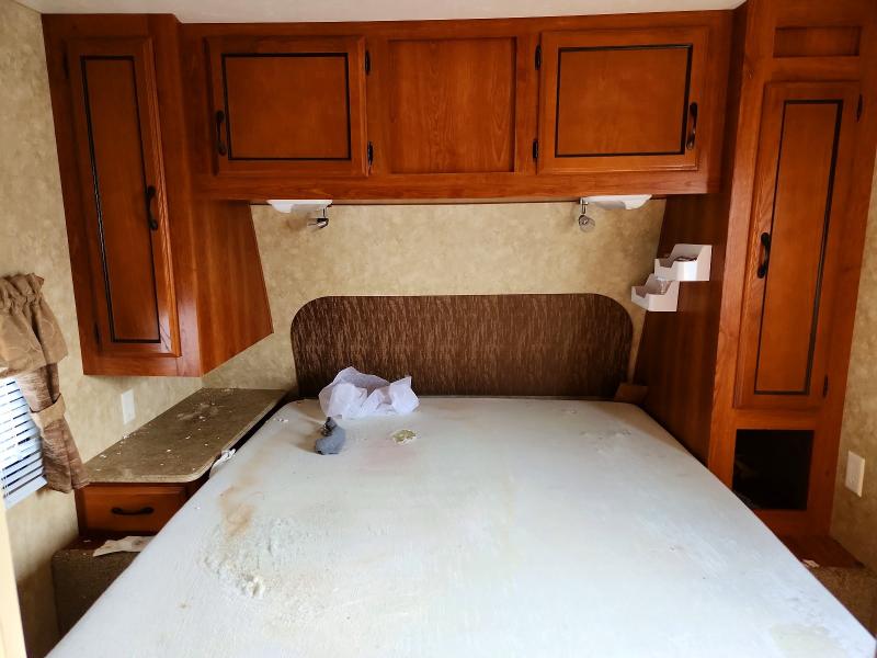 Продажа на аукционе авто 2010 Catalina Coachmen, vin: 5ZT2CAUB3AA007780, номер лота: 49260106