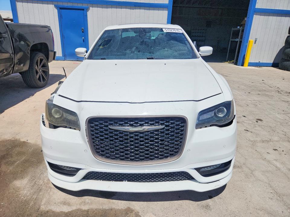 2017 Chrysler 300 მანქანა იყიდება აუქციონზე, vin: 2C3CCABT8HH557963, აუქციონის ნომერი: 51527616