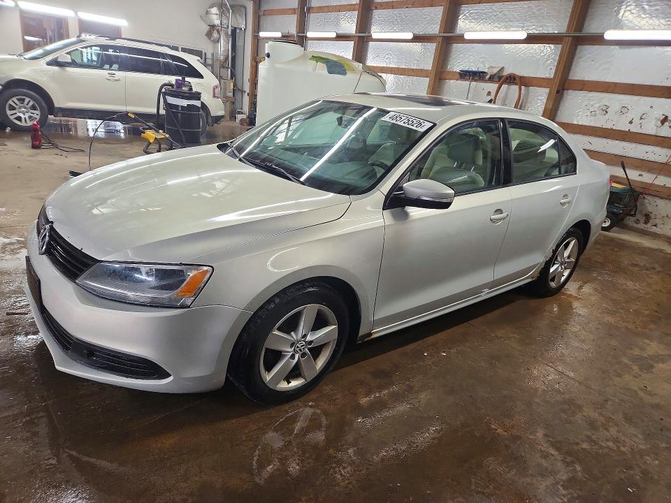 48575526 :رقم المزاد ، 3VW3L7AJ7BM072184 vin ، 2011 Volkswagen Jetta مزاد بيع