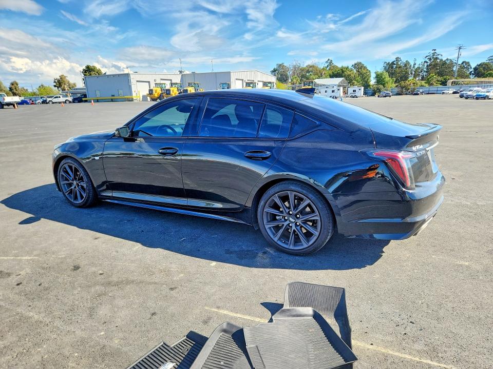 49479706 :رقم المزاد ، 1G6DP5RK1L0126504 vin ، 2020 Cadillac Ct5 مزاد بيع