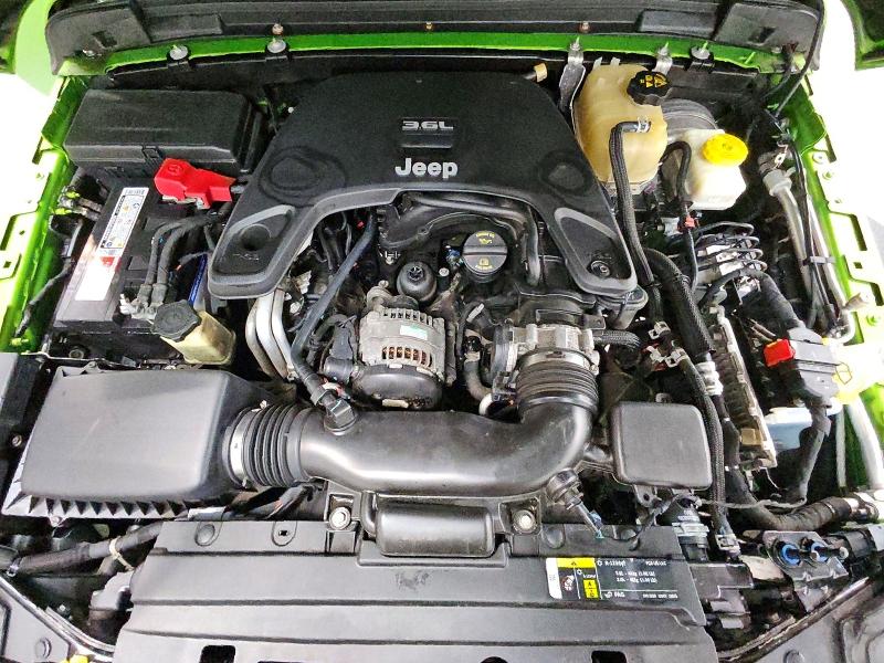 50440136 :رقم المزاد ، 1C4HJXDG7JW273239 vin ، 2018 Jeep Wrangler Unlimited مزاد بيع