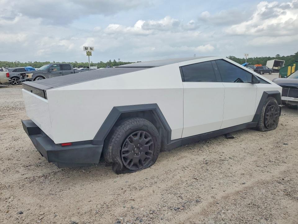 Продаж на аукціоні авто 2024 Tesla Cybertruck, vin: 7G2CEHED9RA037825, номер лоту: 49335636