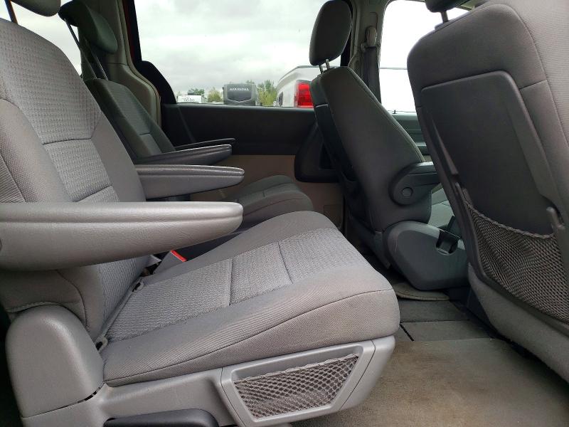 Auction sale of the 2010 Chrysler Town And Country, vin: 2A4RR4DE8AR137179, lot number: 49043236