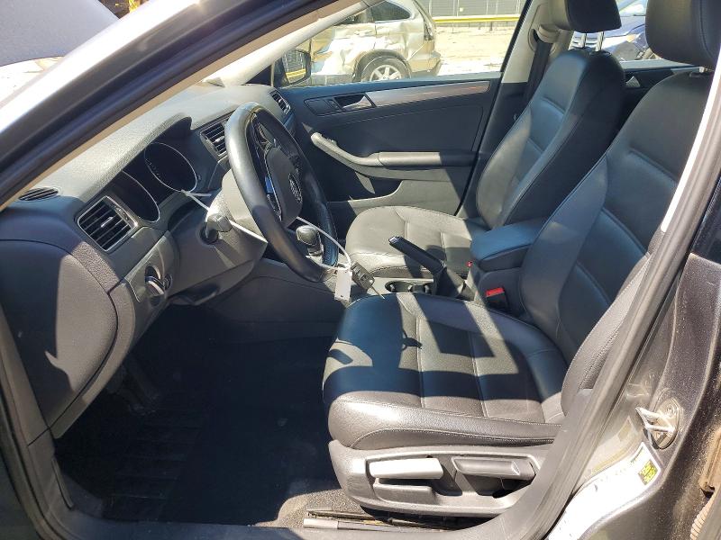 48176436 :رقم المزاد ، 3VWDB7AJ5HM230215 vin ، 2017 Volkswagen Jetta مزاد بيع