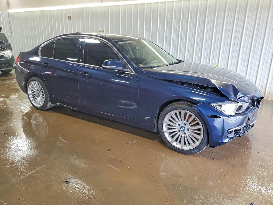 49939646 :رقم المزاد ، WBA3B9C53EF588593 vin ، 2014 Bmw 335 مزاد بيع