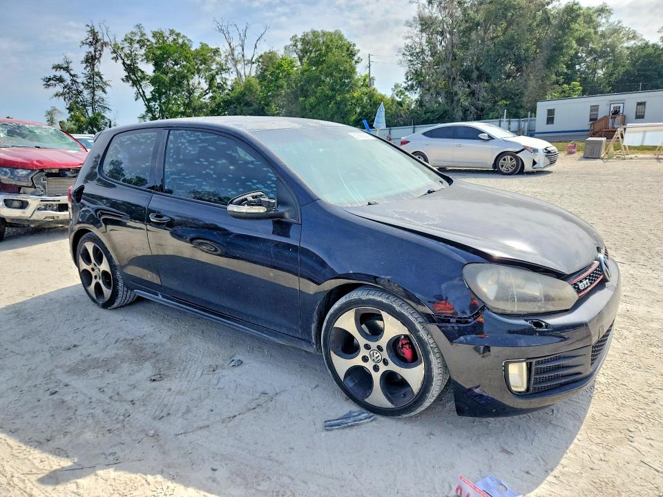 2010 Volkswagen Gti მანქანა იყიდება აუქციონზე, vin: WVWFV7AJ7AW214607, აუქციონის ნომერი: 51589236