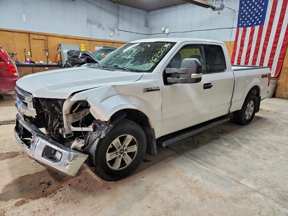 51673036 :رقم المزاد ، 1FTFX1EF1GKF35670 vin ، 2016 Ford F150 مزاد بيع