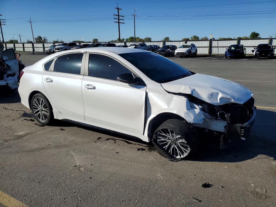 50461046 :رقم المزاد ، 3KPF54AD1PE660392 vin ، 2023 Kia Forte مزاد بيع