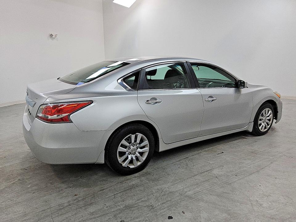 49965726 :رقم المزاد ، 1N4AL3AP1FC220060 vin ، 2015 Nissan Altima مزاد بيع