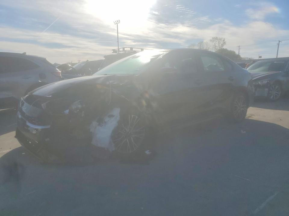 Продажа на аукционе авто 2022 Kia Forte, vin: 3KPF54AD7NE423953, номер лота: 49171316
