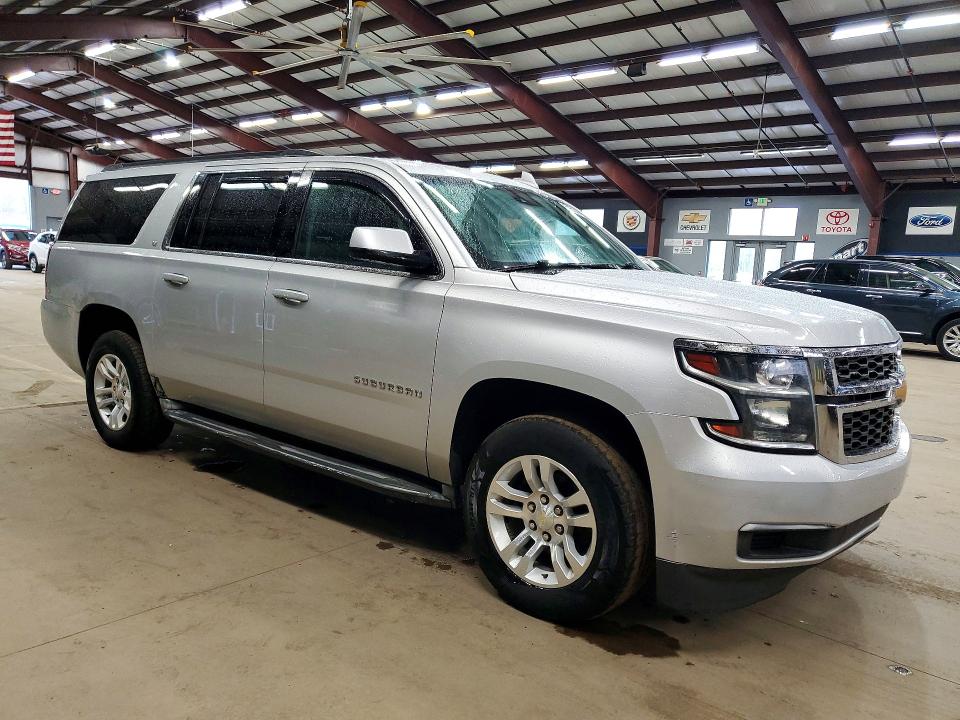51518806 :رقم المزاد ، 1GNSKJKC8FR556990 vin ، 2015 Chevrolet Suburban مزاد بيع