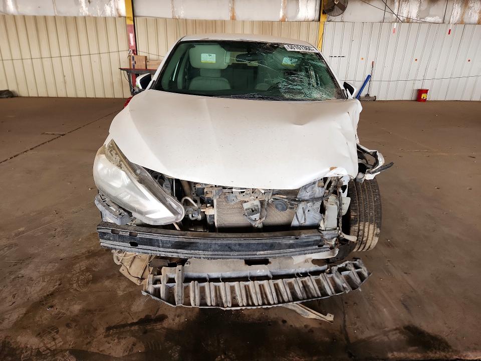 2016 Nissan Sentra მანქანა იყიდება აუქციონზე, vin: 3N1AB7AP5GY231997, აუქციონის ნომერი: 50101366