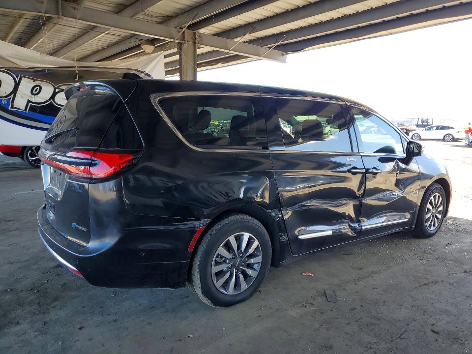 Продажа на аукционе авто 2022 Chrysler Pacifica, vin: 2C4RC1S76NR173484, номер лота: 48687046