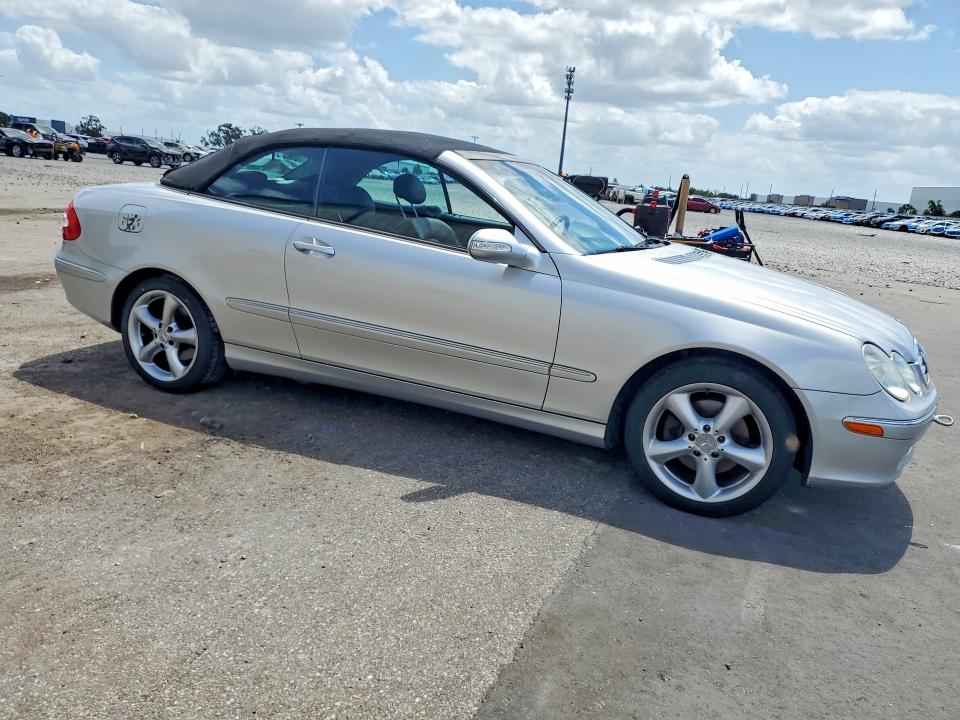 2005 Mercedes-benz Clk მანქანა იყიდება აუქციონზე, vin: WDBTK65JX5F161387, აუქციონის ნომერი: 49634536