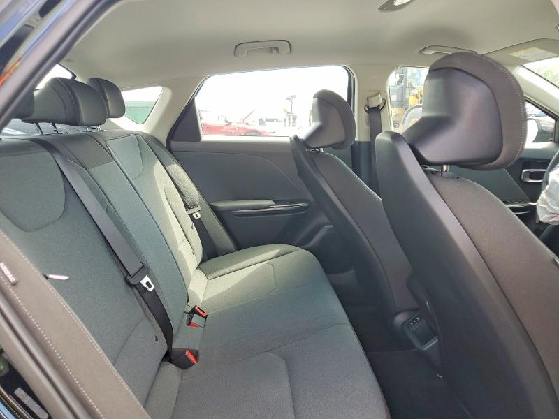 Продажа на аукционе авто 2025 Kia K4, vin: 3KPFT4DE2SE211063, номер лота: 51888846