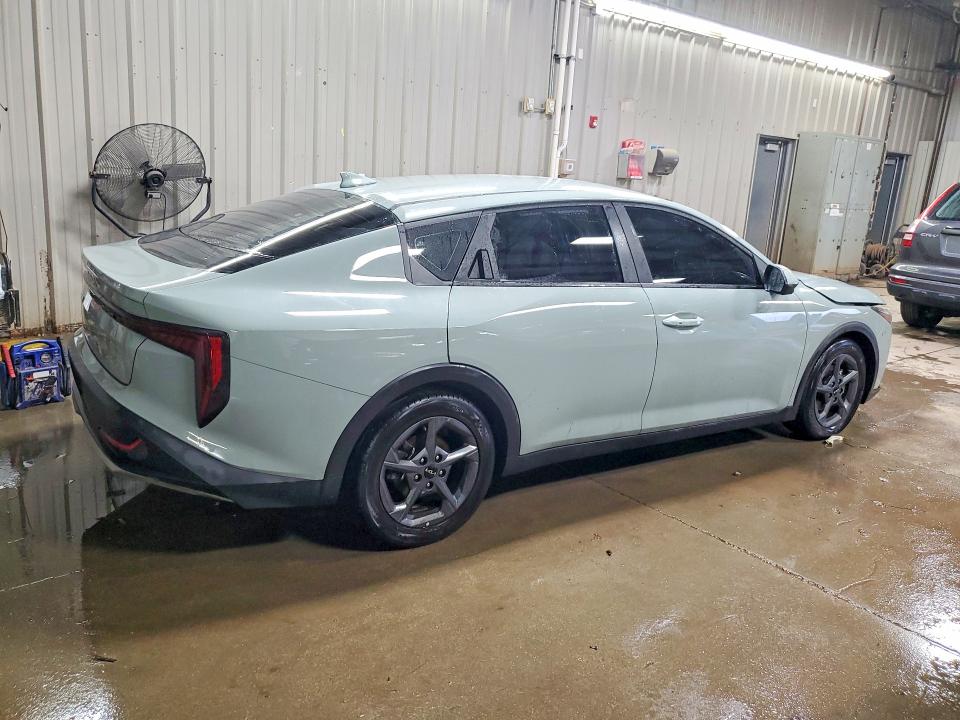 Продажа на аукционе авто 2025 Kia K4, vin: 3KPFT4DE5SE117291, номер лота: 49285556
