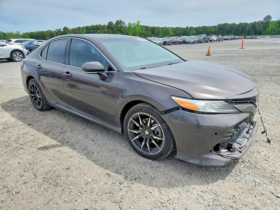 Aukcja sprzedaży 2018 Toyota Camry, vin: 4T1B11HK5JU155408, numer aukcji: 51381336