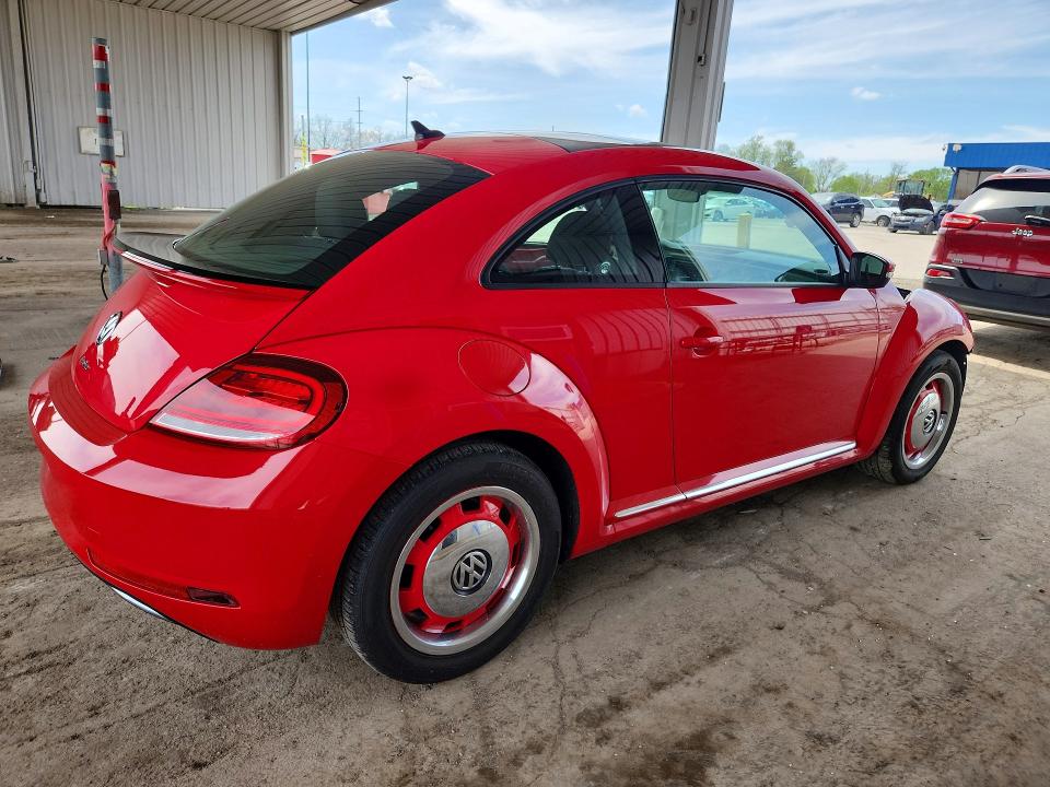 Продаж на аукціоні авто 2018 Volkswagen Beetle, vin: 3VWFD7AT5JM705338, номер лоту: 50137606