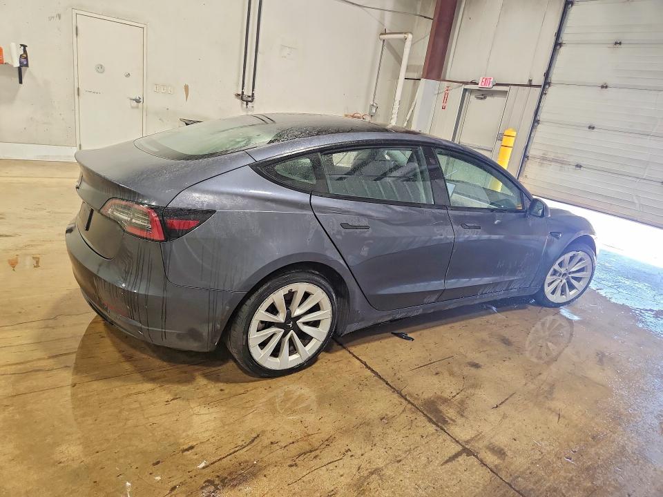 2022 Tesla Model 3 მანქანა იყიდება აუქციონზე, vin: 5YJ3E1EA5NF371234, აუქციონის ნომერი: 49838426