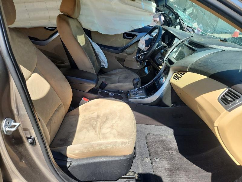 2013 Hyundai Elantra მანქანა იყიდება აუქციონზე, vin: 5NPDH4AE4DH272104, აუქციონის ნომერი: 48942916