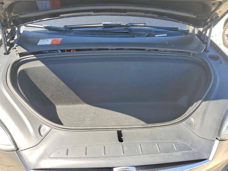 2018 Tesla Model X მანქანა იყიდება აუქციონზე, vin: 5YJXCBE25JF092169, აუქციონის ნომერი: 49979756