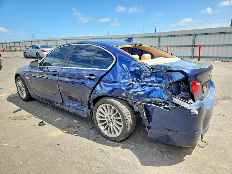 2011 Bmw 535 მანქანა იყიდება აუქციონზე, vin: WBAFU7C59BC870777, აუქციონის ნომერი: 49606376